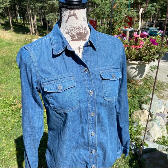 Eddie Bauer Denim Shirt sz Small - Picture 3 of 4